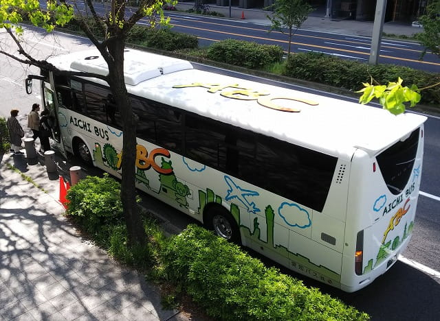 愛知バス乗車風景